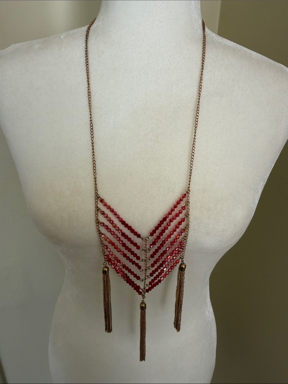 VINTAGE RED CRYSTAL CHEVRON BIB NECKLACE Gold Chain Tassel Drop Statement